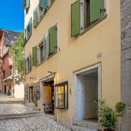Dei Fiori Daire *