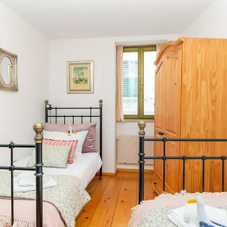 Apartment Dei Fiori *