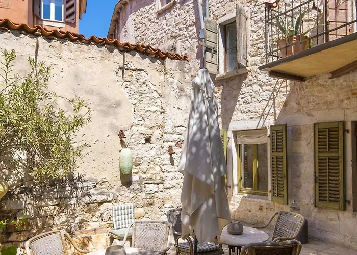 Διαμέρισμα Dei Fiori *